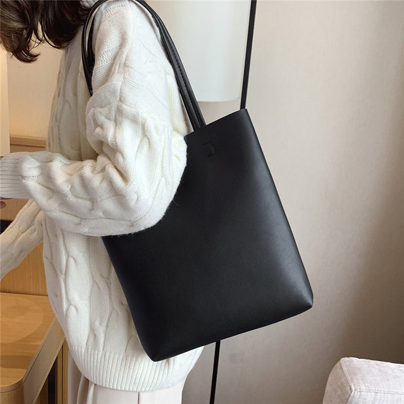Air Lite Tote 