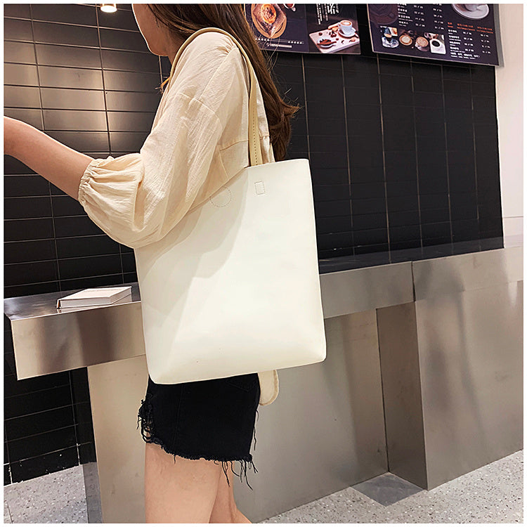 Air Lite Tote 